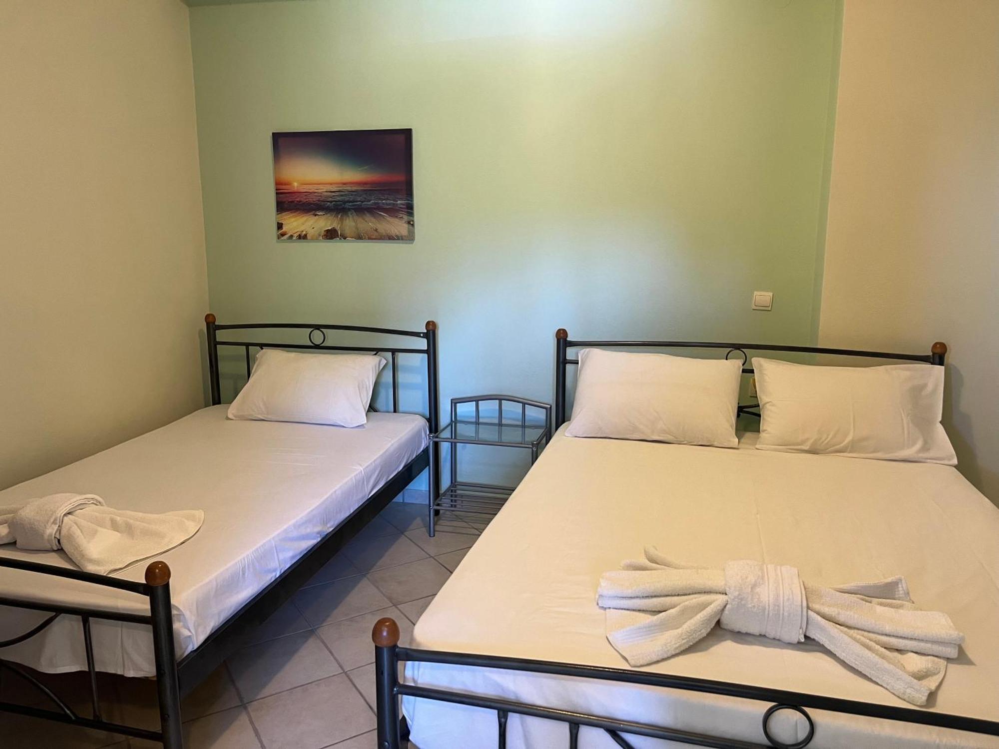 Casa Blu Apartment Nikiana Bagian luar foto
